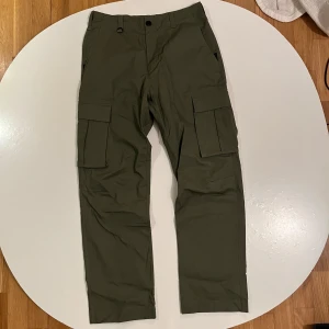 Cargo Pants - Använda 1 gång