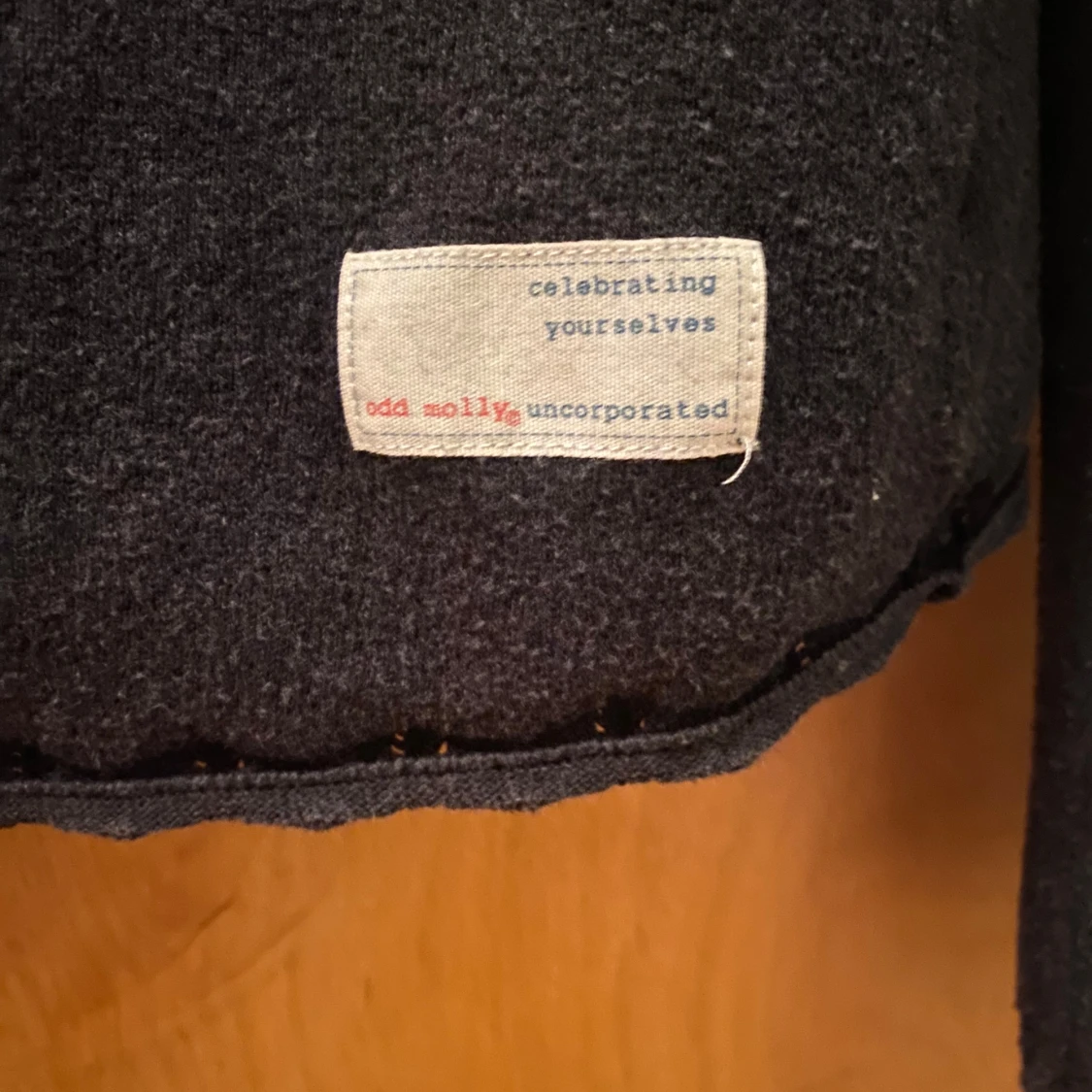 Mörkgrå kofta från Odd Molly - 92