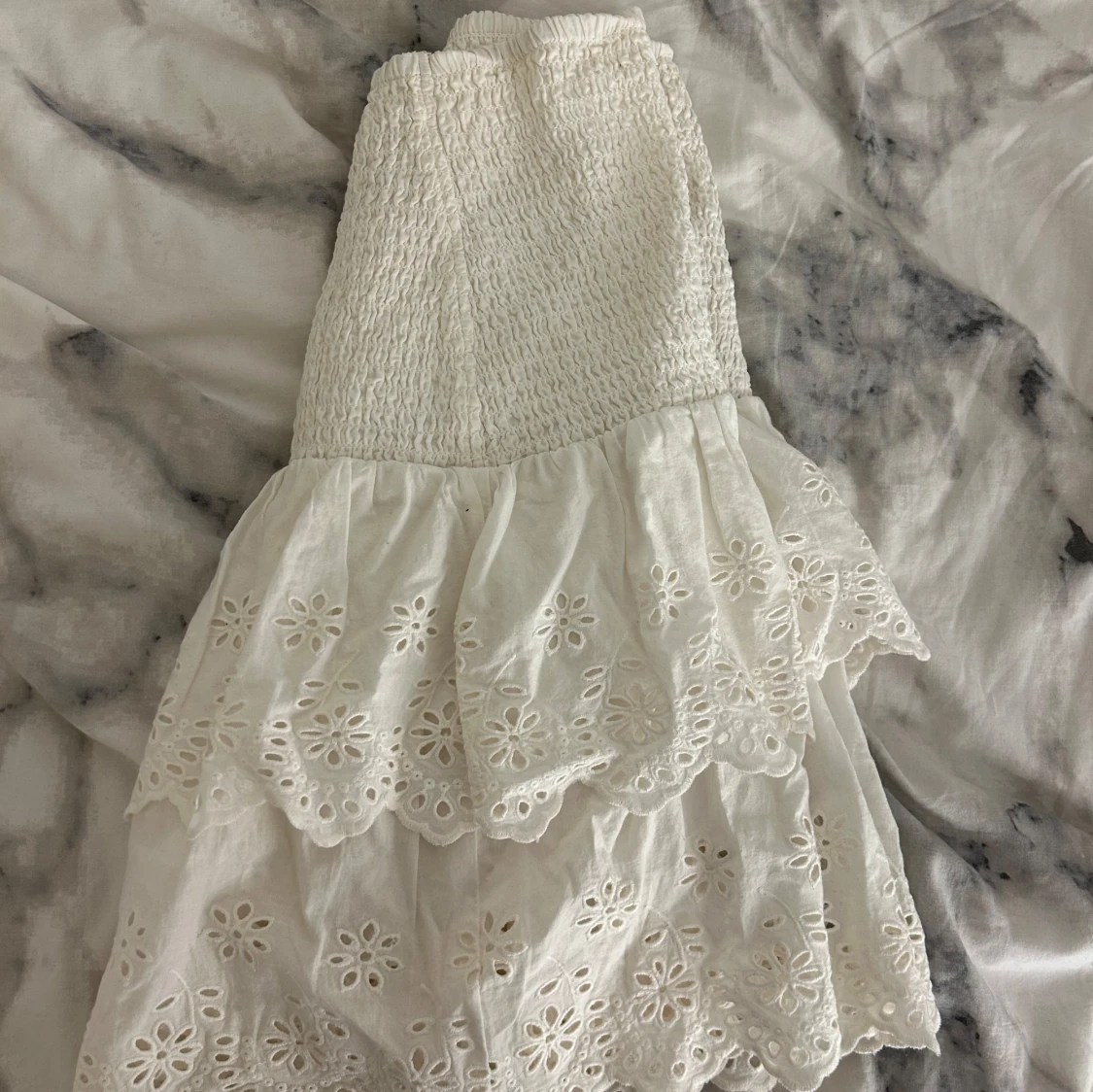 Vit volangkjol  - 90