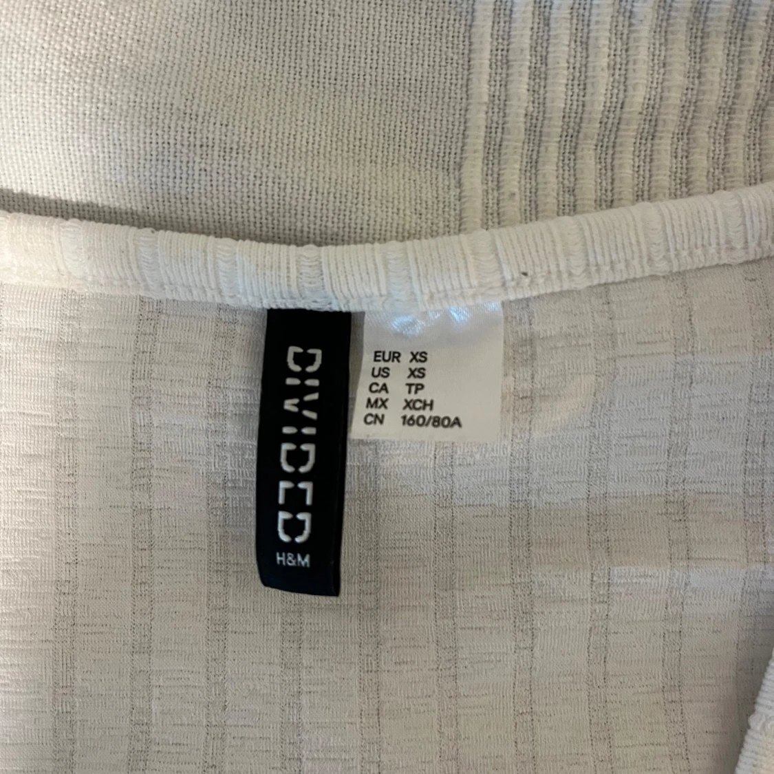 Vit ribbad kofta - 91