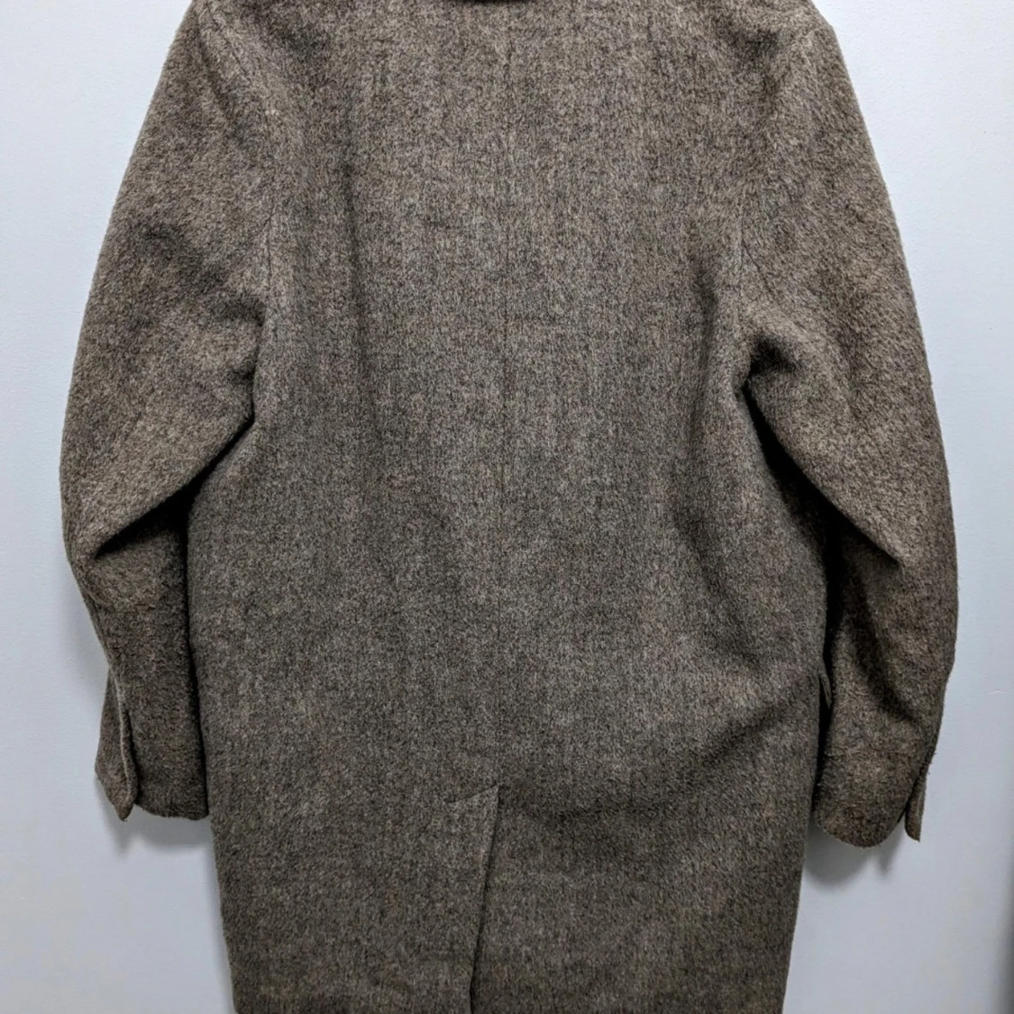 Beige kappa med knappar - 90