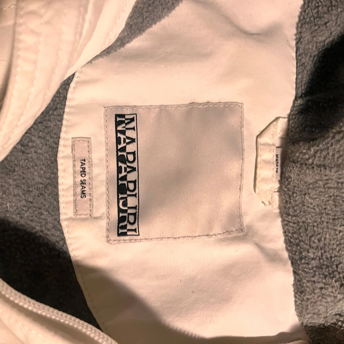 Vit jacka från Napapijri - 91