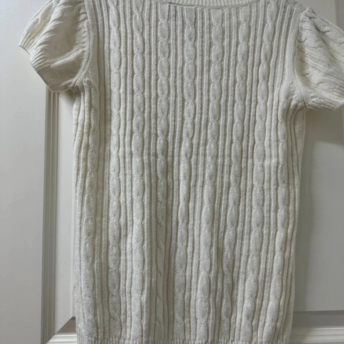 Vit stickad topp - 90