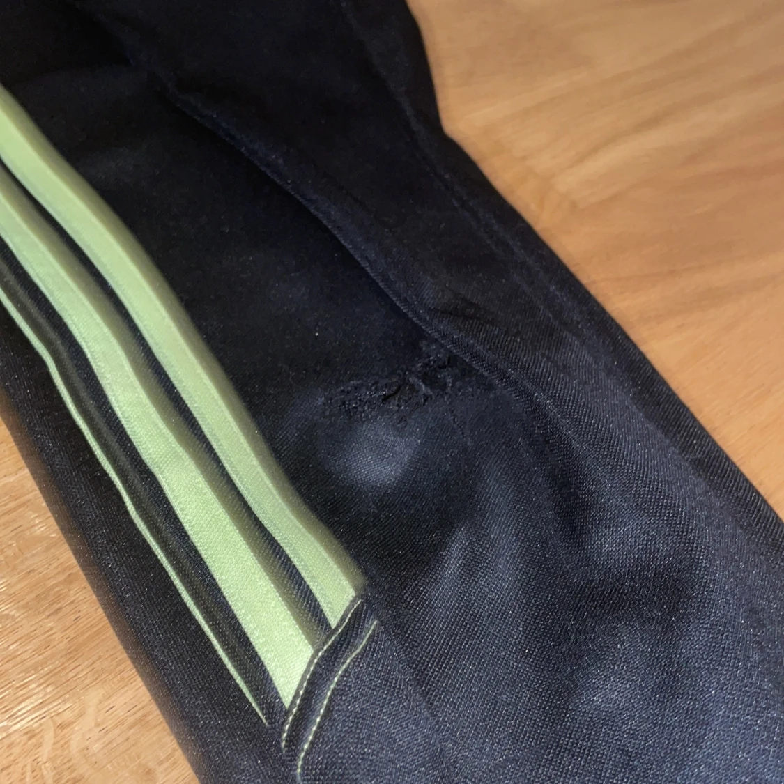 Svarta träningsbyxor från Adidas - 2