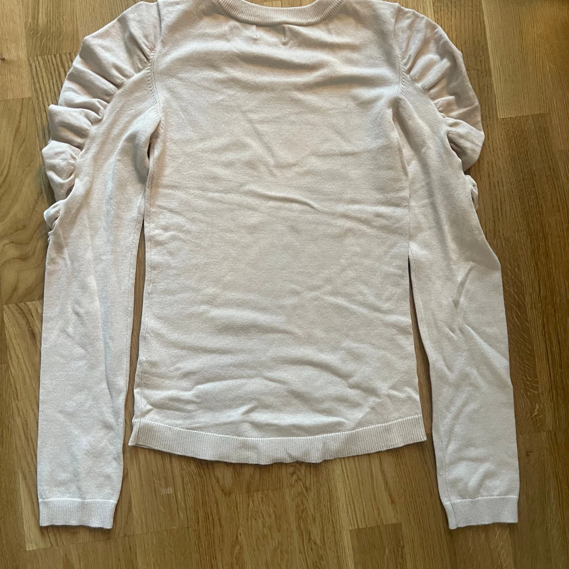 Beige tröja från Bubbleroom - 1