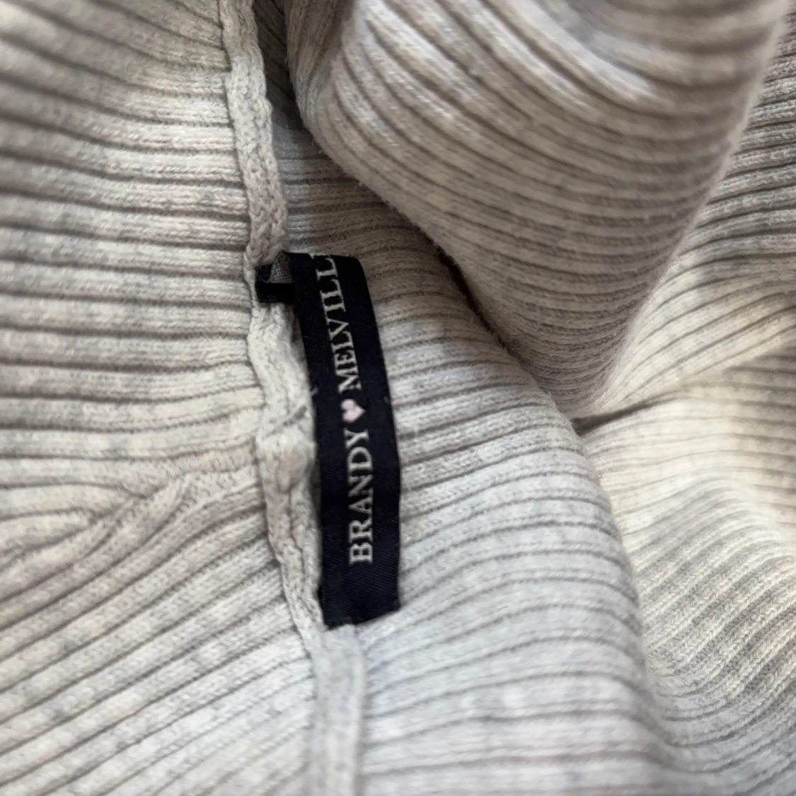 Ljusgrå zip up med luva - 3