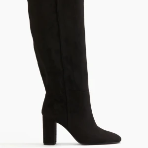 Stövlar/boots - Ett par stövlar ifrån Hm använda en gång. Säljer dem då dem kändes små vid användning och därför är dom som nya.