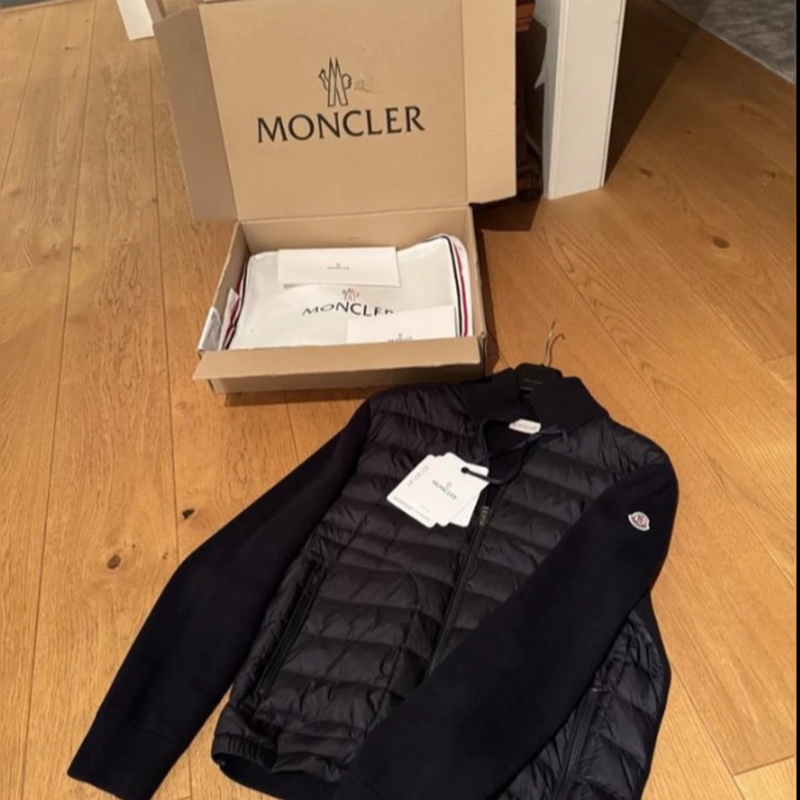 Moncler cardigan 