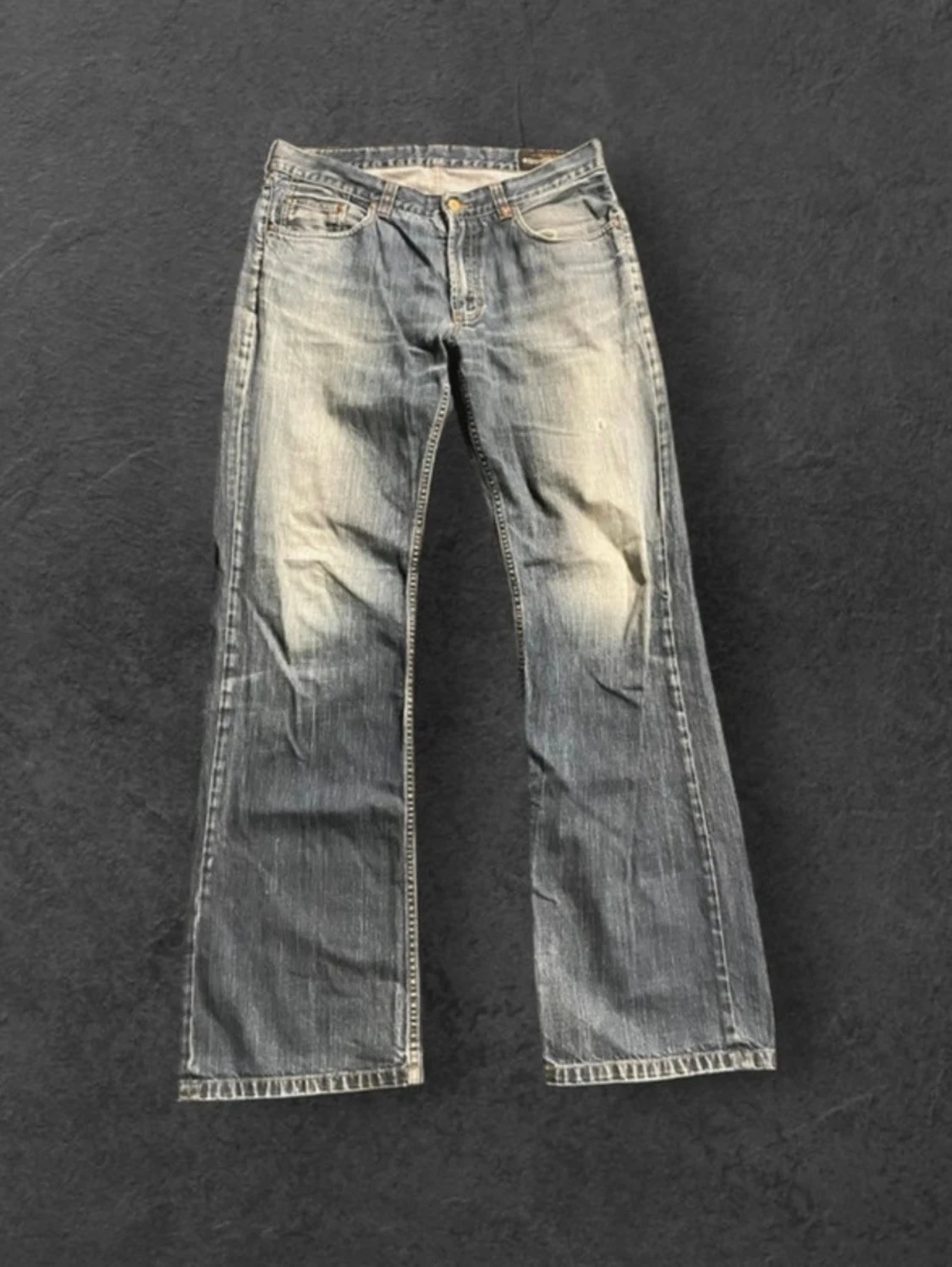 Bootcut jeans