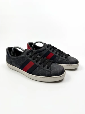 Gucci Ace Skor - Gucci Ace Supreme Sneakers | Storlek 40,5 / UK 6,5 | Skick 9,5/10 | Nypris ca 7300kr | 100% autentiska |