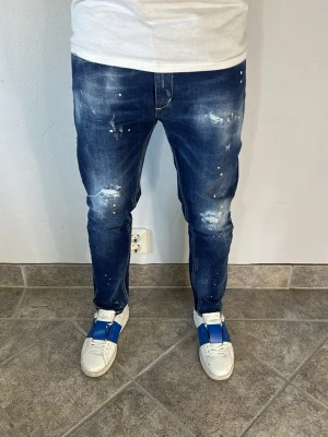 Dondup Ritchie Jeans - CONDITION — 9/10 Excellent condition.  Light signs of wear.     SIZE — 31 Model is 170 cm, 67kg  MEASUREMENTS (CM) (Please refer to the last photo for measurement guide)  A — 43 cm  B — 93 cm  C — 16 cm