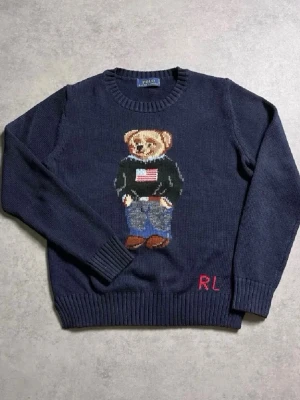 Söker efter byte, eller prisförslag - Söker efter byte eller ett prisförslag på denna fina Ralph Lauren tröja!