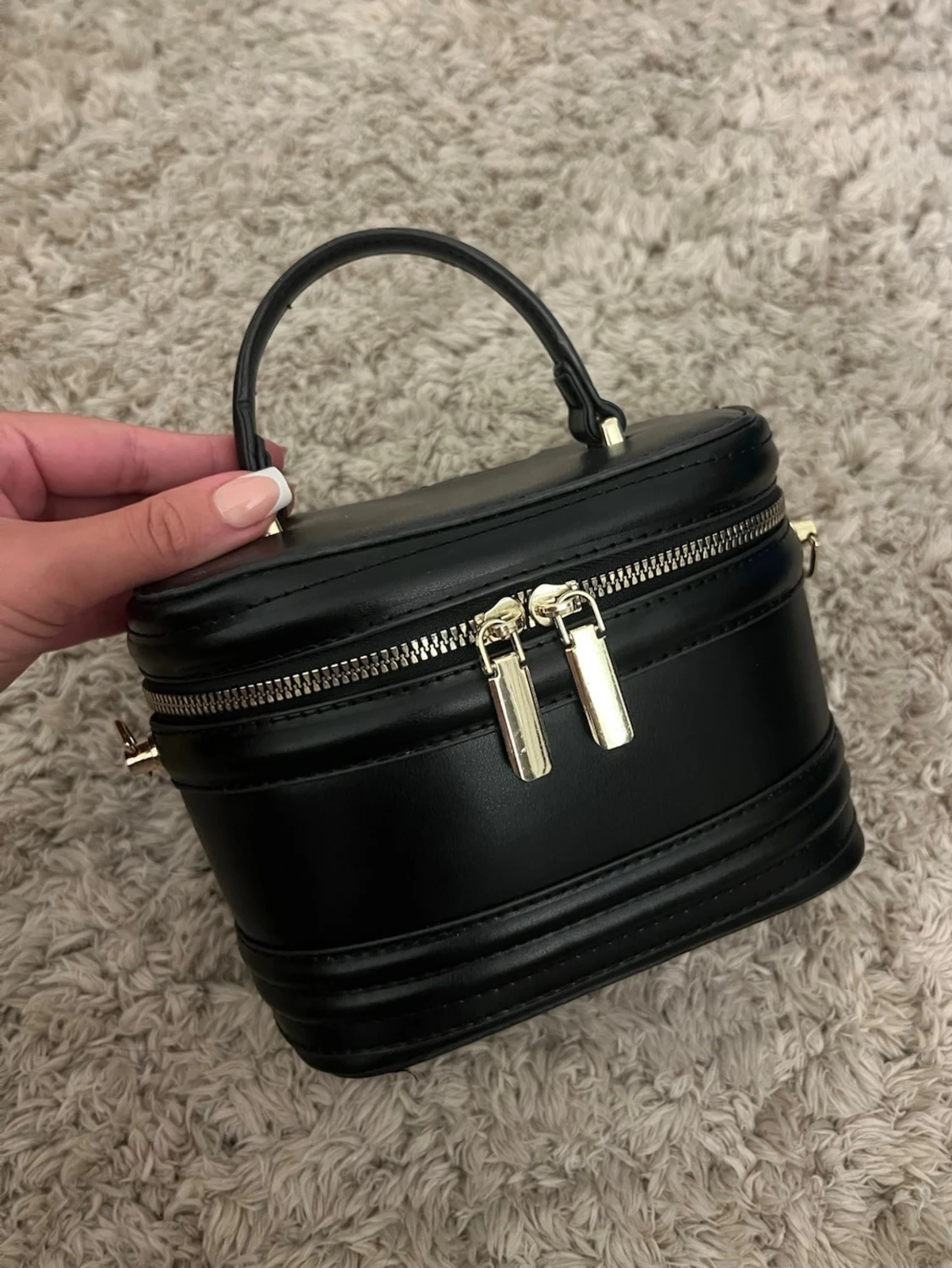 Svart vanitybag