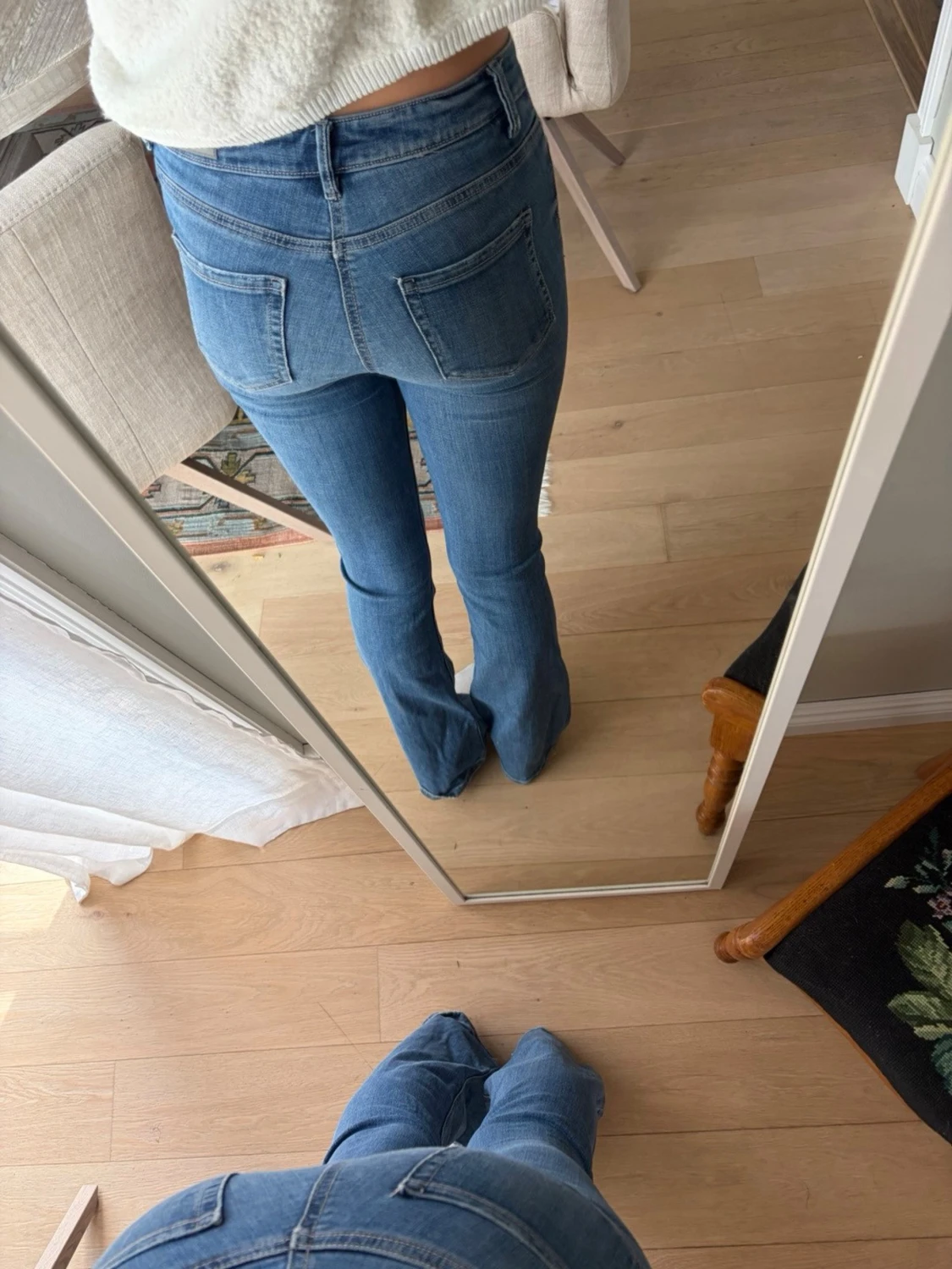 Blå bootcut jeans med midwaist - 2