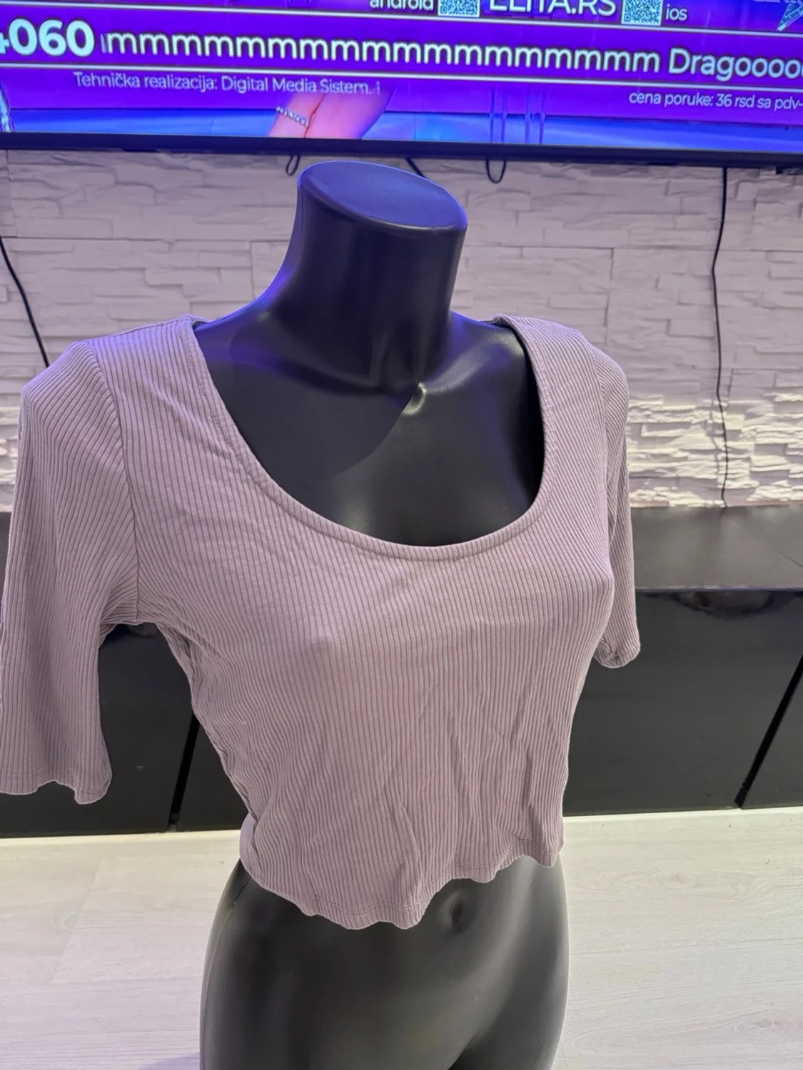Ljuslila ribbad crop top - 2