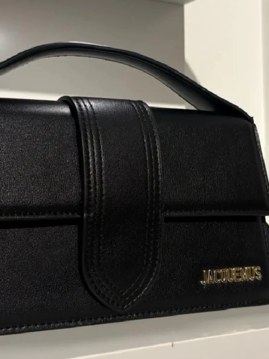 Svart Jacquemus handväska i läder
