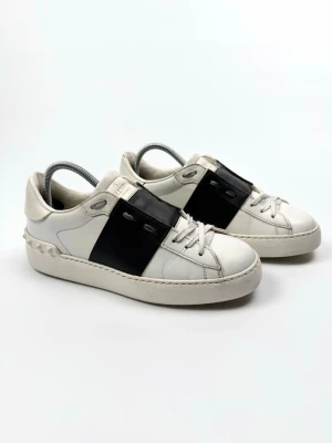 Valentino Open Skor - Valentino Open Sneakers | Storlek 36,5 | Skick 8/10 | Nypris ca 7700kr | 100% autentiska 