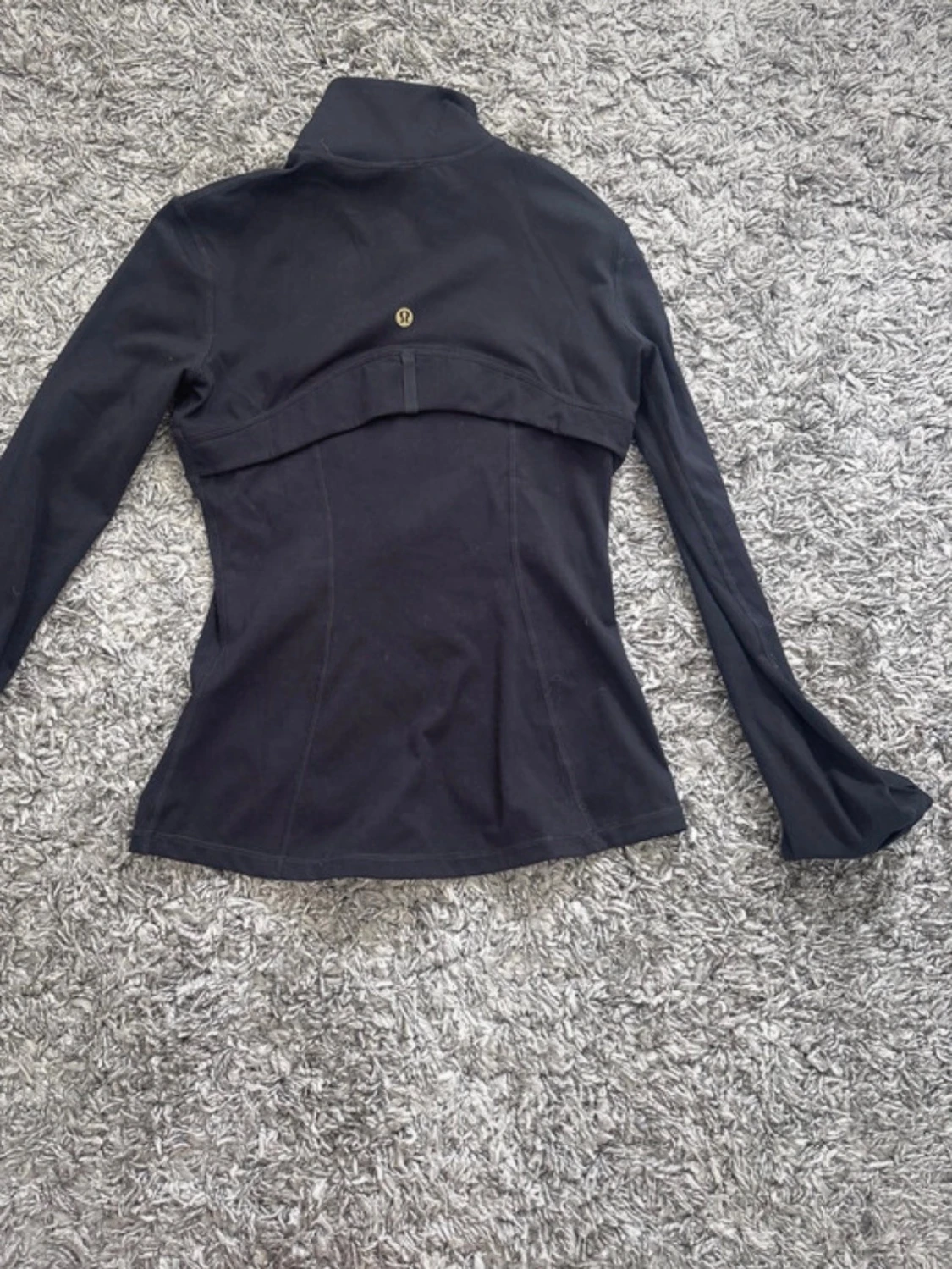 Lululemon  - 1