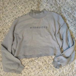 Babyblå missguided fleece tjocktröja - Oversized halvpolo i fleece Från Missguided 