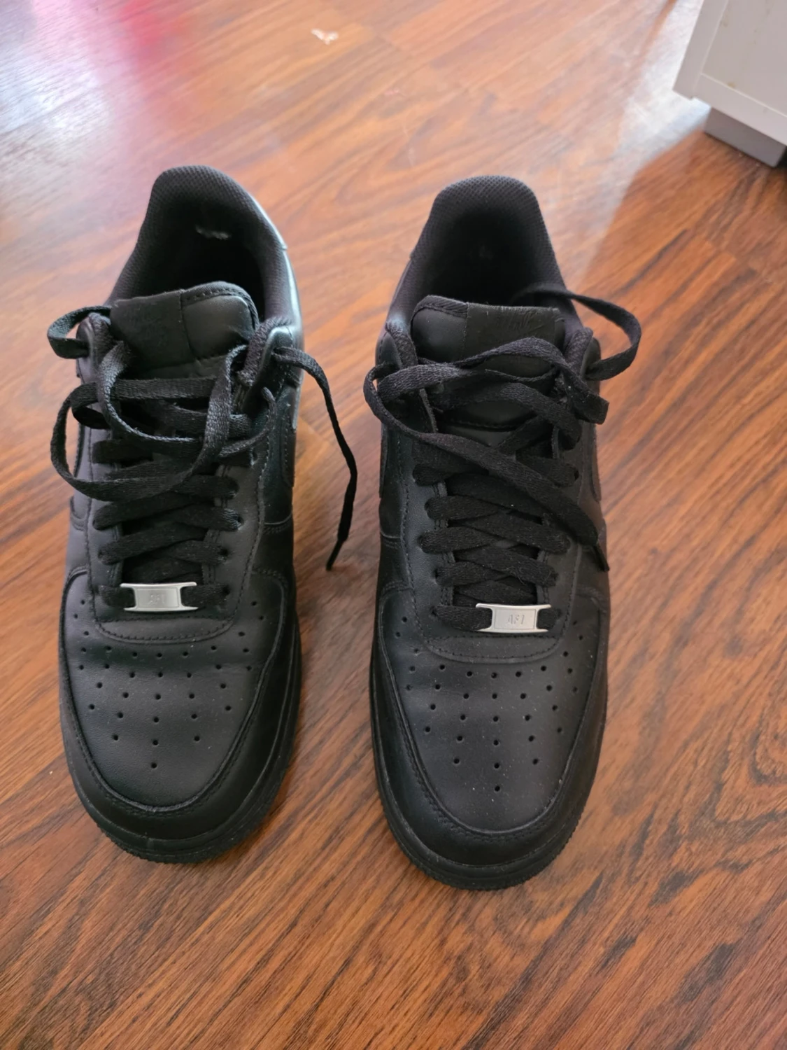 Svarta Nike Air Force Ones
