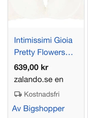 Vit spets-bh från Intimissimi - Säljer min vita intermissimi bh för att den är för liten och knappt använd💕