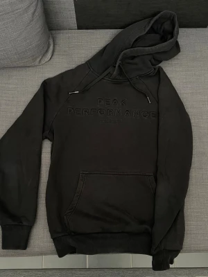 Peak Performance Hoodie - Superbra skick