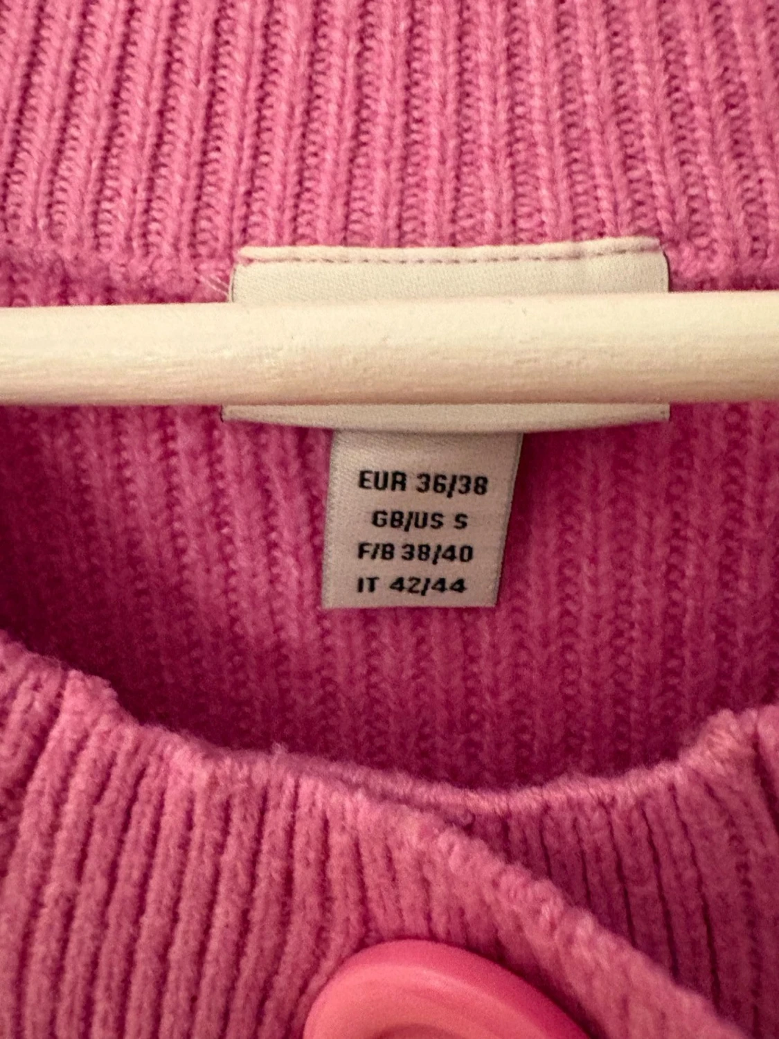 Rosa ribbstickad kofta från Bonprix (Stl S) - 2