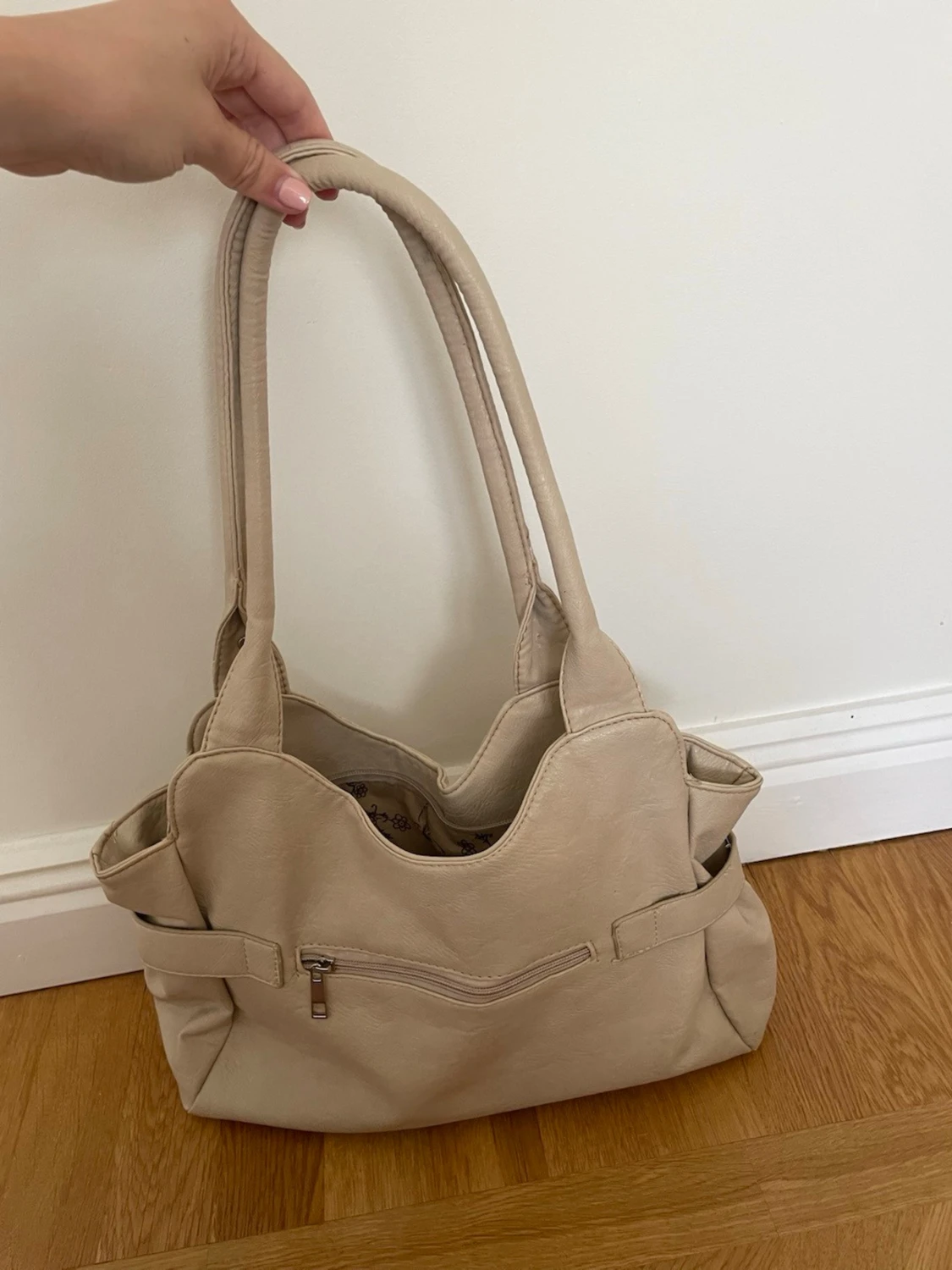 Beige handväska  - 1
