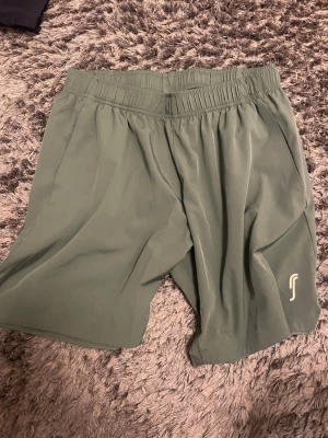 Rs sports träningsshort perfekt skick - Otroligt lite använda shorts