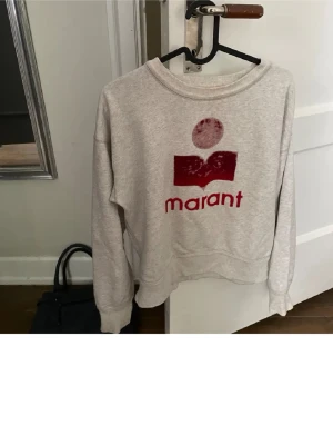 Grå tröja från Isabel Marant - 💕 INTRESSE KOLL  💕skriv hur mycket ni hade kunnat betala för den så ser jag kan tänka mig att sälja!