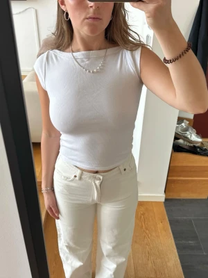 Zara T-shirt - Super fin T-shirt från Zara!