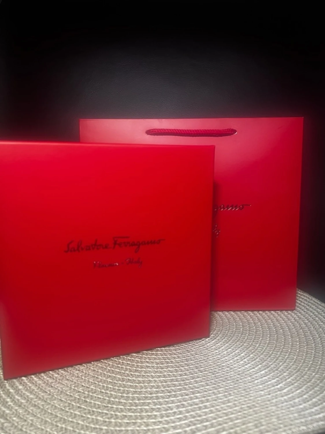 Svart skärp från Salvatore Ferragamo - 1