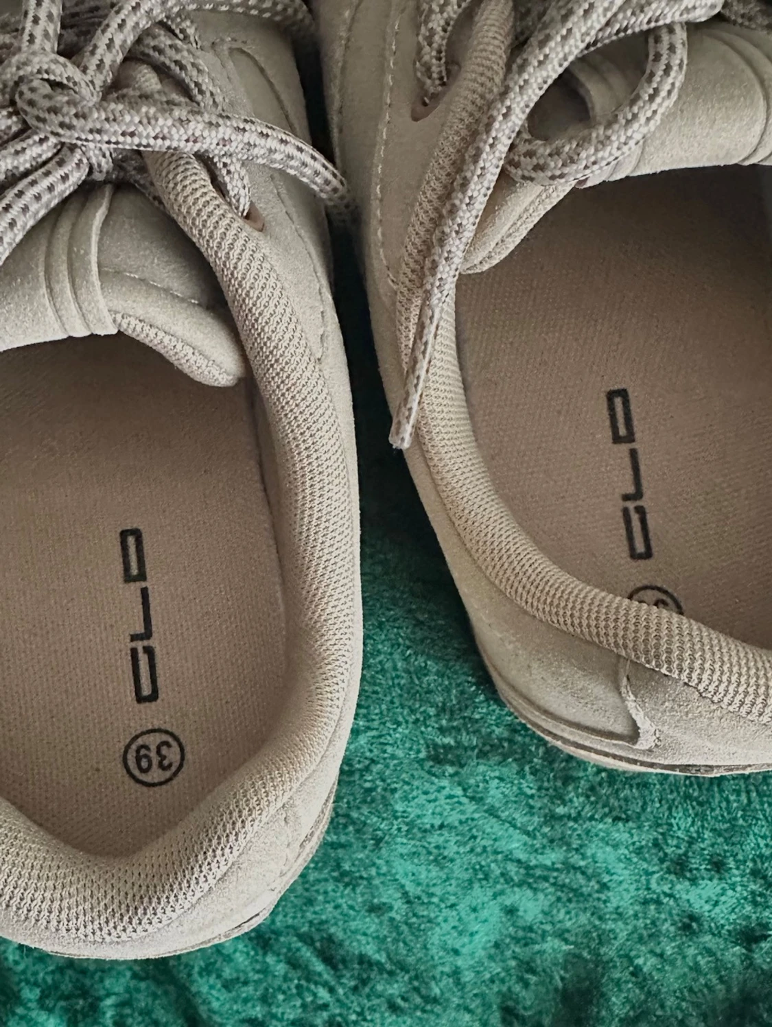 Beige dam sneakers från CLD storlek 39( inte äkta leder) - 4