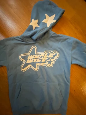 Blå y2k hoodie - Blå hoodie med tryck storlek s loose fit från New Yorker 🔵⭐️