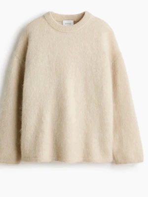 Stickad mohair tröja från h&m - Oanvänd, i nyskick, storlek xs 
