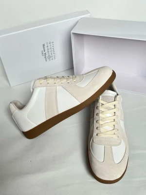 Maisson marigiella - .