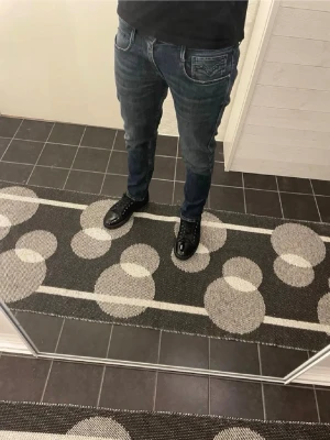 Replay Anbass Jeans - Replay Anbass jeans herr| pris:499kr| storlek: W33 L32| skick:9/10| hör av dig vid minsta lilla fundering eller fråga|