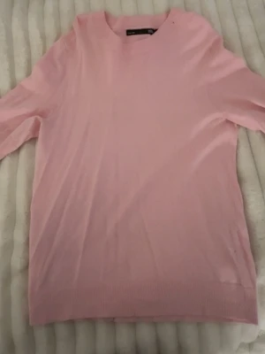 Ljusrosa tröja  - Jättefin rosa tröja från Lager 157. Storlek S.  Snabb handel!💓