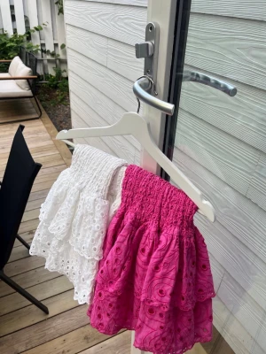 Rosa miniklänning ifrån design by amor  - Aldrig använd, lappar kvar, storlek S