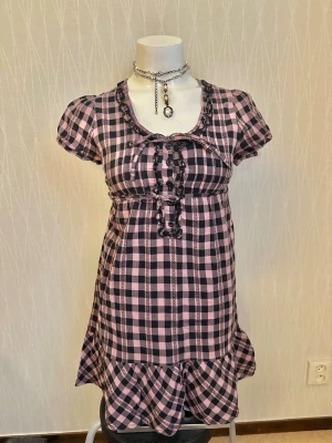 Rutig rosa, svart coquette  babydoll kortklänning - Rutig rosa, svart coquette  babydoll kortklänning