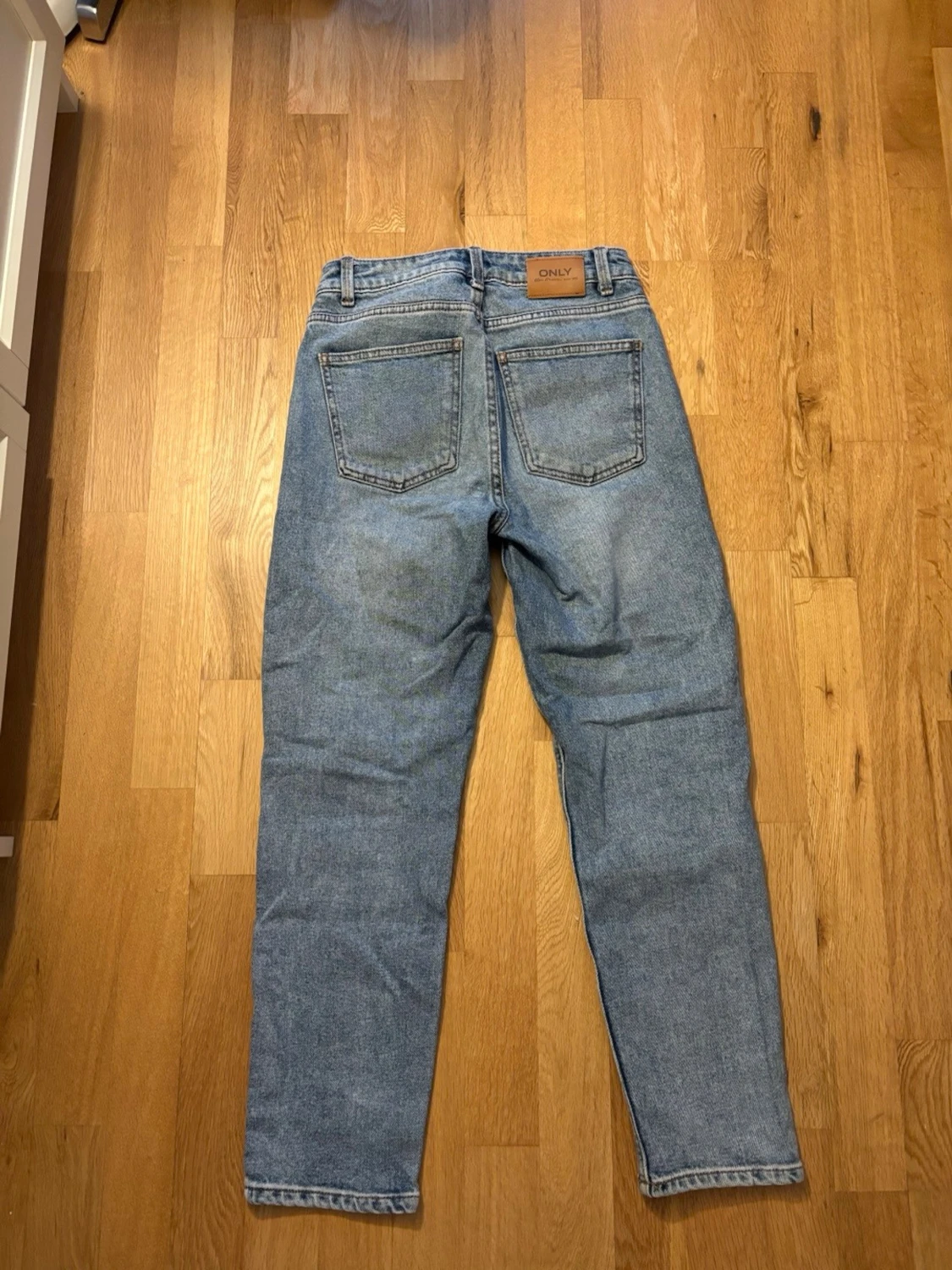 Blå raka jeans från ONLY - 2