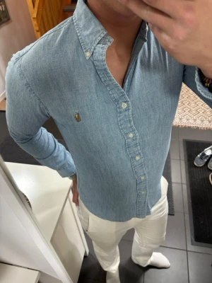 Ralph Lauren Skjorta - Ralph Lauren Skjorta storlek S, skick 9/10. Pris 499, fraktar samma dag!