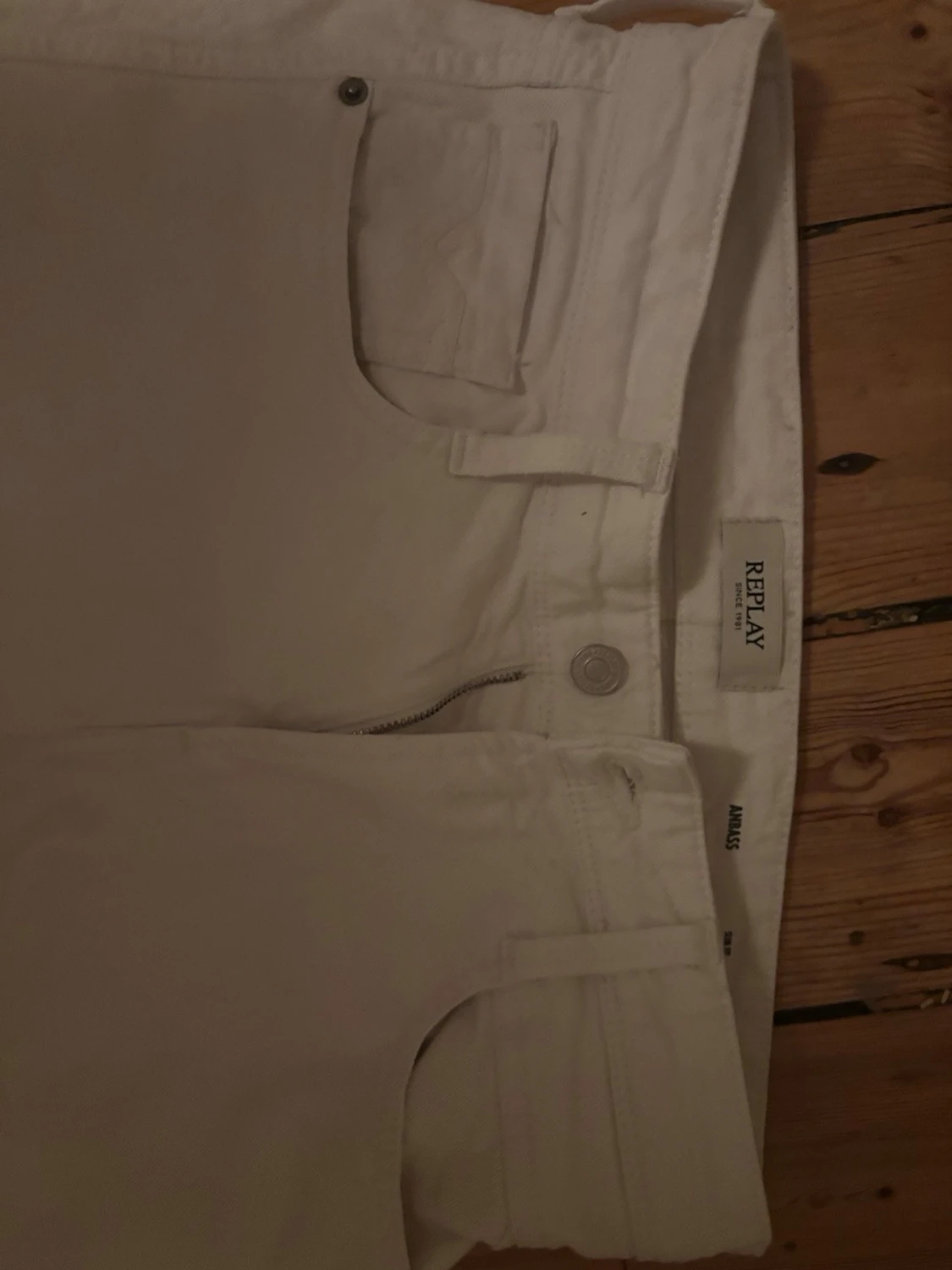 Vita slim fit jeans från Replay - 1