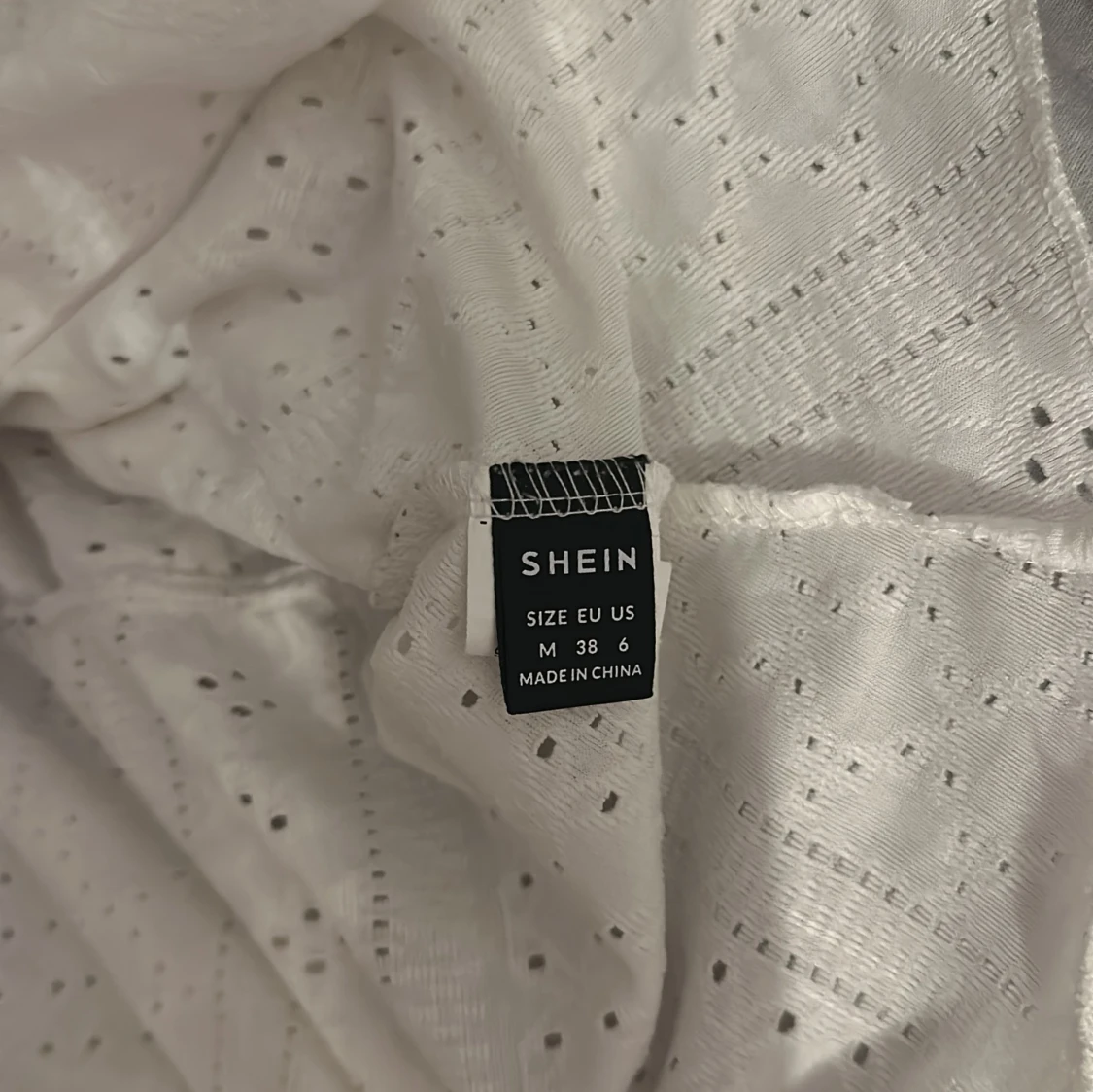 Vit blus från Shein - 2
