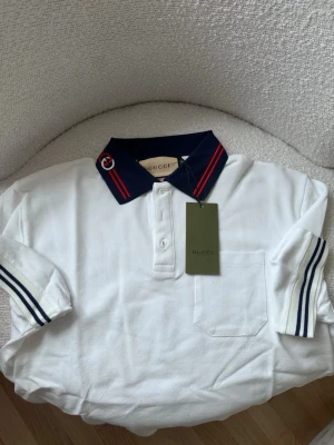 Pike T-shirt  - Oanvänd 