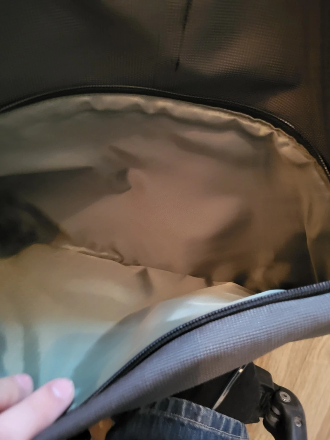 Shoulder sling laptop bag - 4