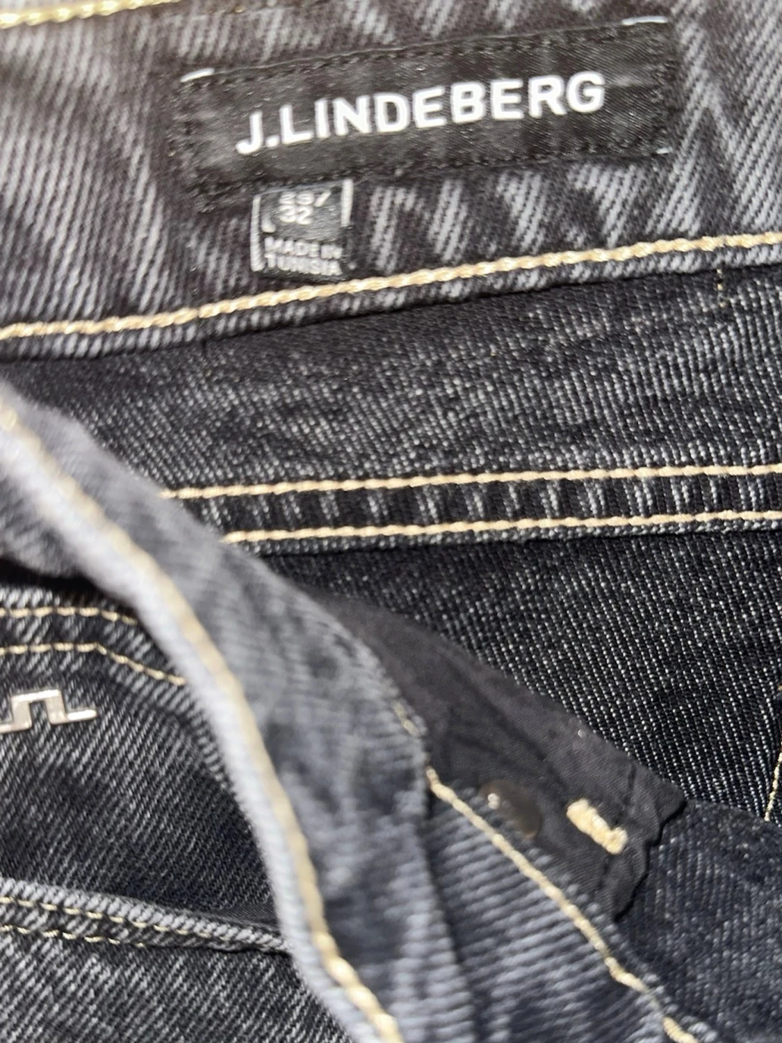 Svarta raka jeans från J.Lindeberg - 1