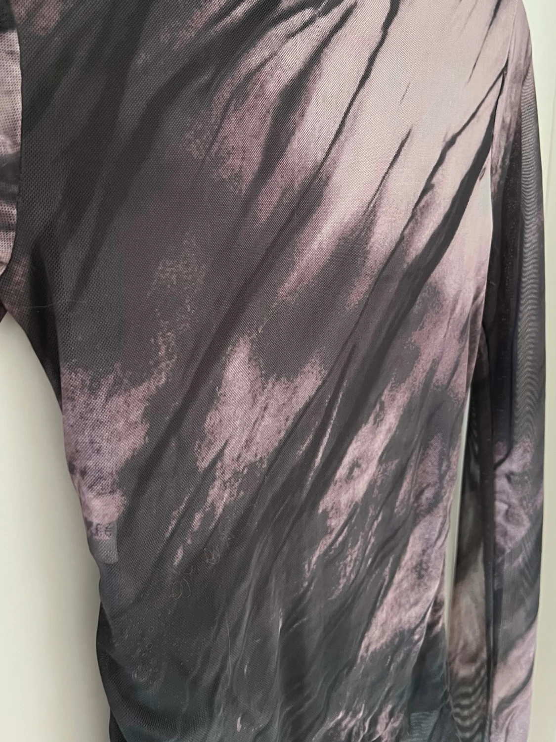 Långärmad mesh-topp med drapering - 3