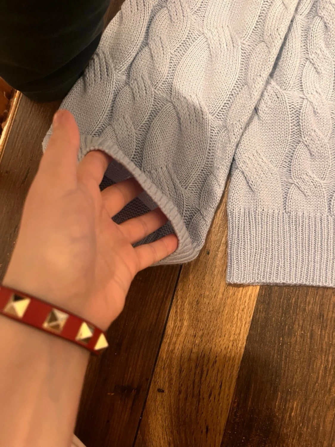 Ljusblå kabelstickad kofta - 1