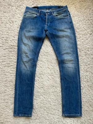 Blå Dondup George jeans - Blå Dondup George jeans Inga defekter Storlek 33 Hör av er vid frågor!🙌